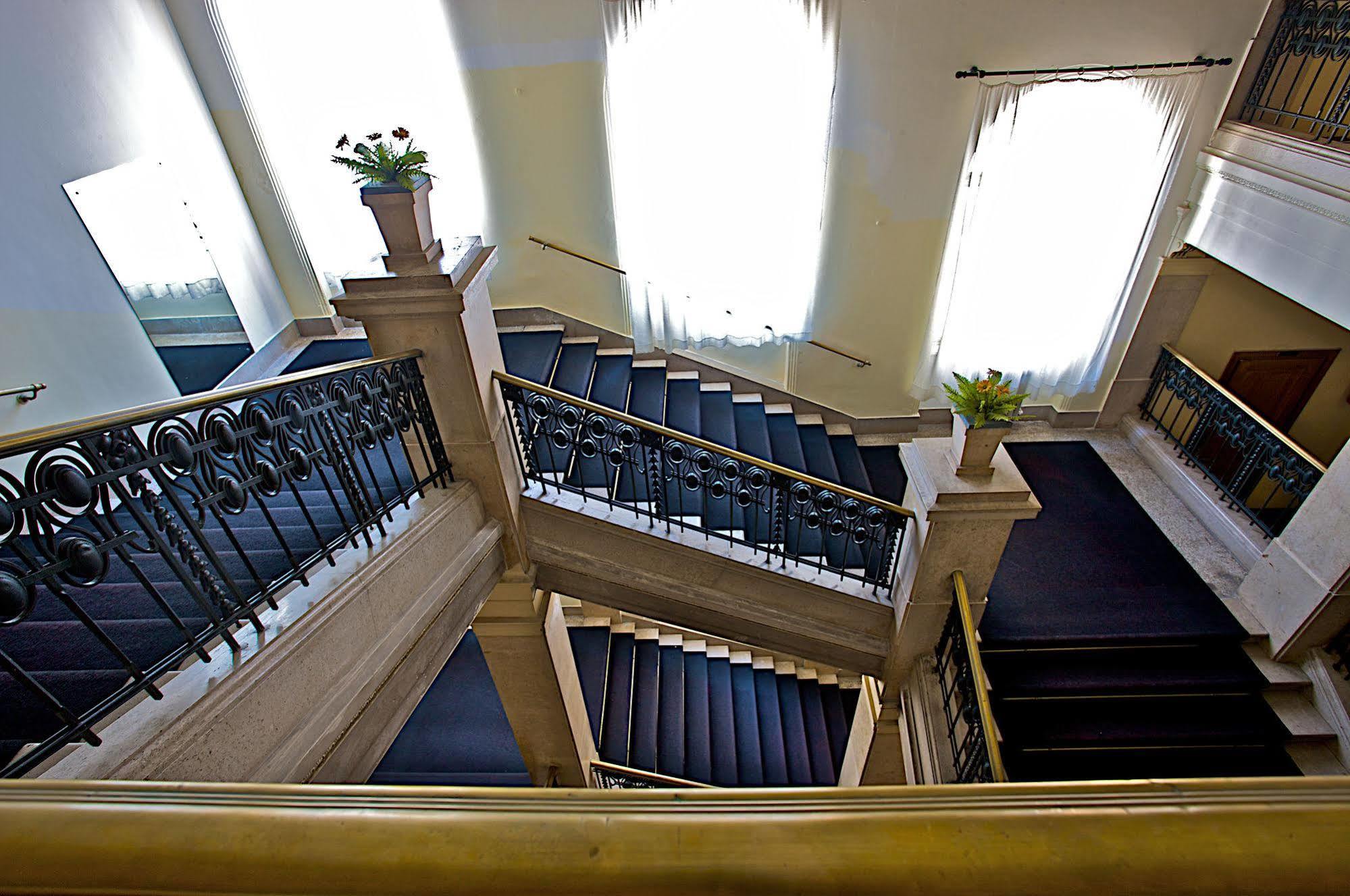 Guest House Hotel Riviera Пула Екстериор снимка